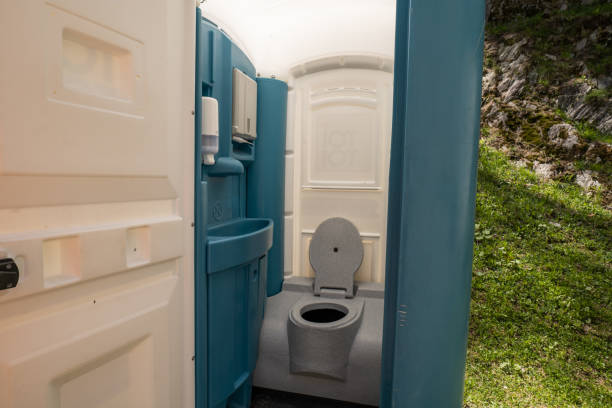 Best Portable bathroom rental  in Canaan, CT